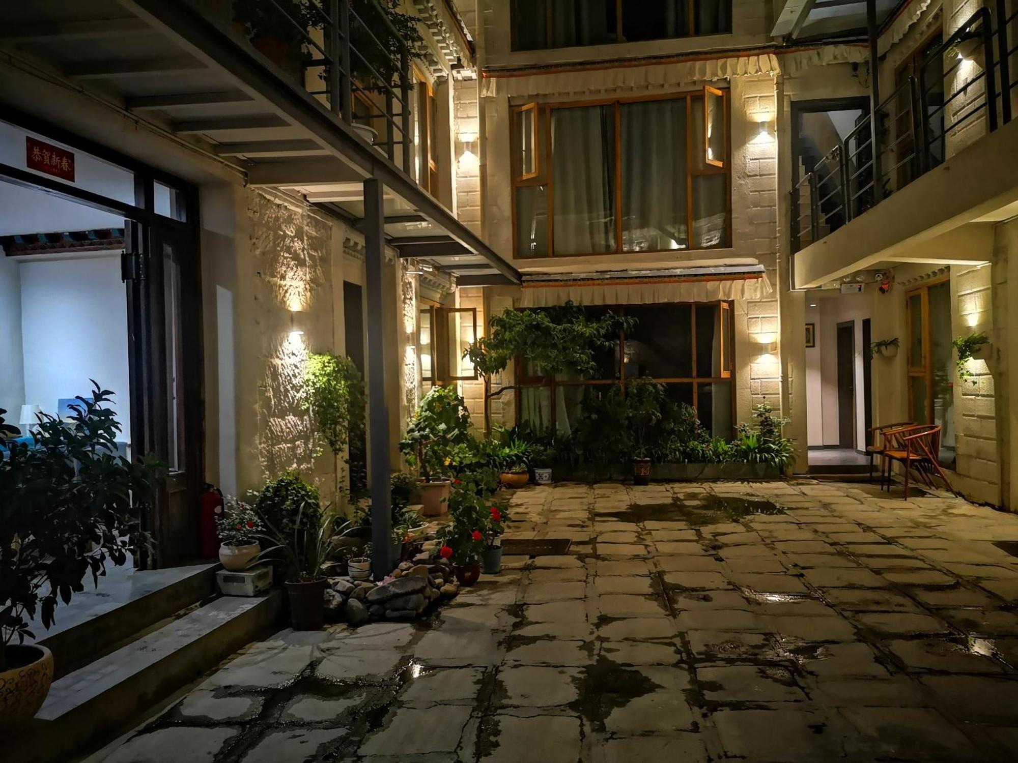 Fengma Feiyang Hostel Lhasa Exteriér fotografie